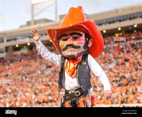 Stillwater, OK, USA. 30th Oct, 2021. Oklahoma State Mascot Pistol Pete ...