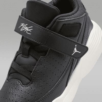 Jordan Max Aura 5 Younger Kids' Shoes. Nike IN