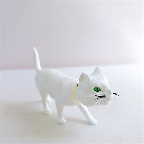 ＊再入荷！【BREBA】首振りネコ 歩きねこ Bobbing Cat 白猫 | 雑貨店feve