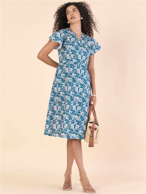 Formal dresses & suits for Women | Office Wear Dresses | PowerSutra