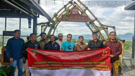 Polda Jabar Fokus Jalankan Program Deradikalisasi dengan Menyambangi ...