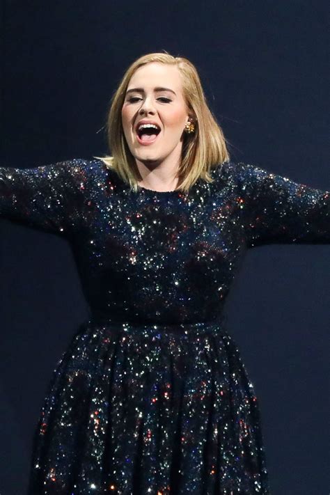 Adele feiert 37. Geburtstag – und sieht heute besser denn je aus | GALA.de