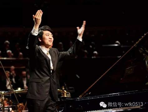 “朗朗是中国最著名的钢琴家之一”怎么翻译成英文？-朗朗是当今世界最杰出的（outstanding）钢琴家...