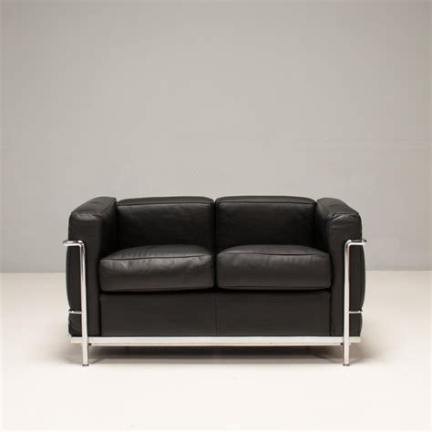 Le Corbusier LC2 Grand Confort 2-Seater Leather Sofa and Set of 2 ...