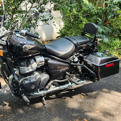 Super Meteor 650 - Detachable Pillion Backrest with luggage rack