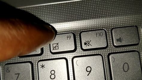 Using Laptop Touchpad 的图像结果
