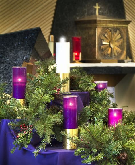 What Do the Purple, Pink, and White Advent Candle Colors Mean? | Color ...
