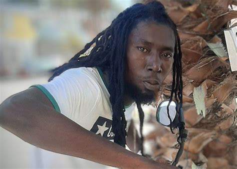 Rast Dias performing — Dancehall stage shot