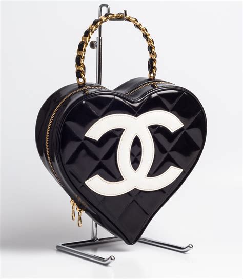 Chanel heart bag. Limited Edition sold in June 2013. | Vintage chanel ...