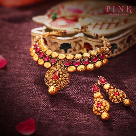 Buy Antique Set Online | Antique Set by Manubhai.