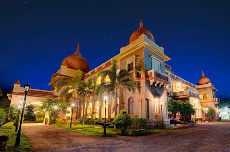 Best hotels in Karnataka | Heritage hotels in hampi