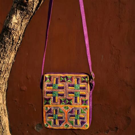 Crossbody Bag – Shrujan