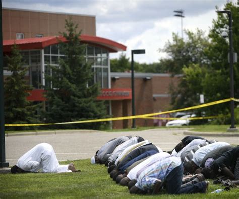 Minnesota Governor Calls Mosque Bombing 'Act of Terrorism' | Newsmax.com