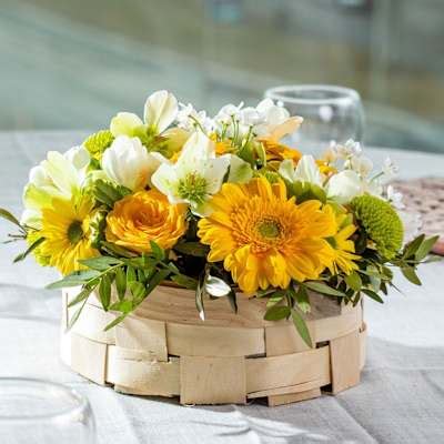 Sparkle of Joy: Order Flowers Online | Interflora India | ID1377582