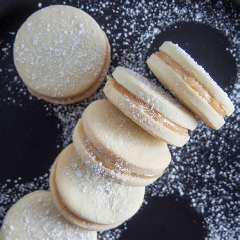 Alfajores (dulce de leche sandwich cookies) - Caroline's Cooking