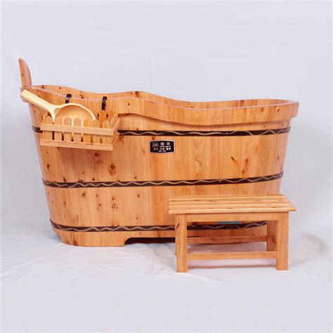 木浴桶,香柏木木桶生产制作过程视频_新视网