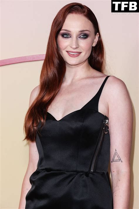 Sophie Turner / sexysophieturner / sophiet Nude Leaks OnlyFans Photo 3270 | #TheFappening