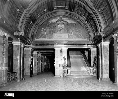 Equitable life building new york hi-res stock photography and images - Alamy