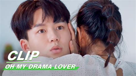 Clip: Sweet Accident In The Office | Oh My Drama Lover EP10 | 超时空恋人 | iQIYI
