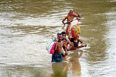 Flood toll at 241 in five states, water receding from several parts of ...