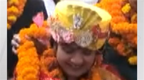 Bihar: 3 बच्चों के कारण गई मेयर की कुर्सी - short-videos AajTak