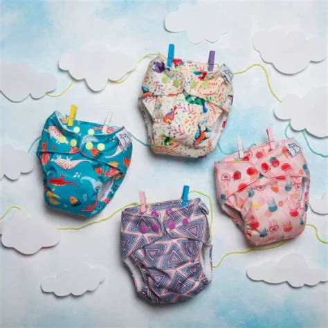 Best Cloth Diapers for Newborn Babies in India | SuperBottoms