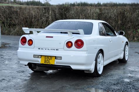 Nissan Skyline R34 GTT - Jap Imports UK