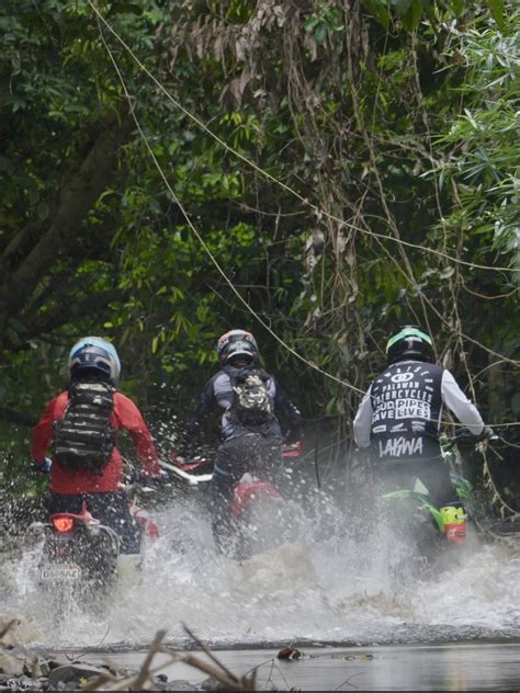 Thrilling Off-Road Riding in Palawan: Dirt Bike and Enduro Adventure ...
