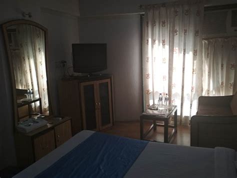 HOTEL AIRCRAFT INTERNATIONAL (Mumbai) - Hotel Reviews, Photos, Rate ...