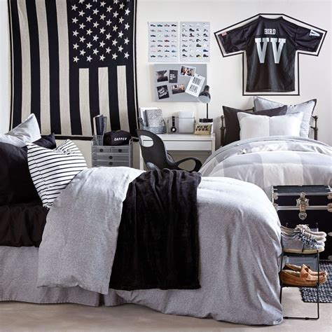 15 Cool College Dorm Room Ideas for Guys to Get Inspiration (2024 ...
