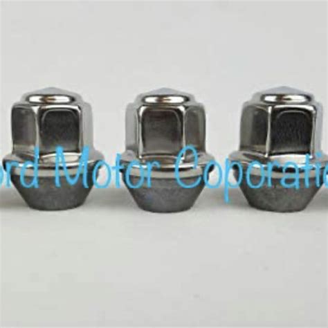 Jual Mur roda nut Ford Ranger T6 2200cc Ford Fiesta ecosport oem high ...