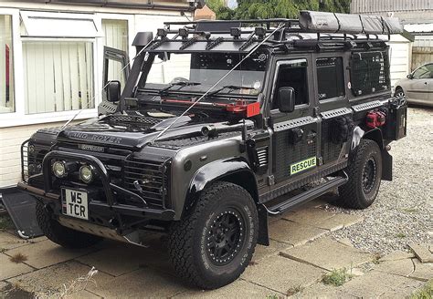 Used 2002 Land Rover Defender for sale in Berkshire | Pistonheads ...