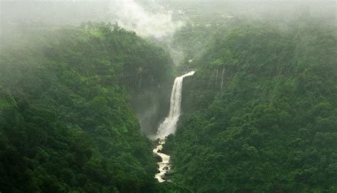 These Places in Maharashtra are a Must Visit During Monsoon ...