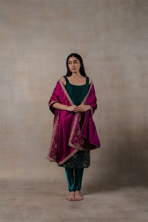 Buy Ethnic Wear for Women : Anarkali, Kurta Sets, Indowestern Wear ...