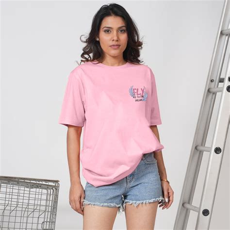 Oversized T-Shirts and Streetwear Essentials at Bloopers