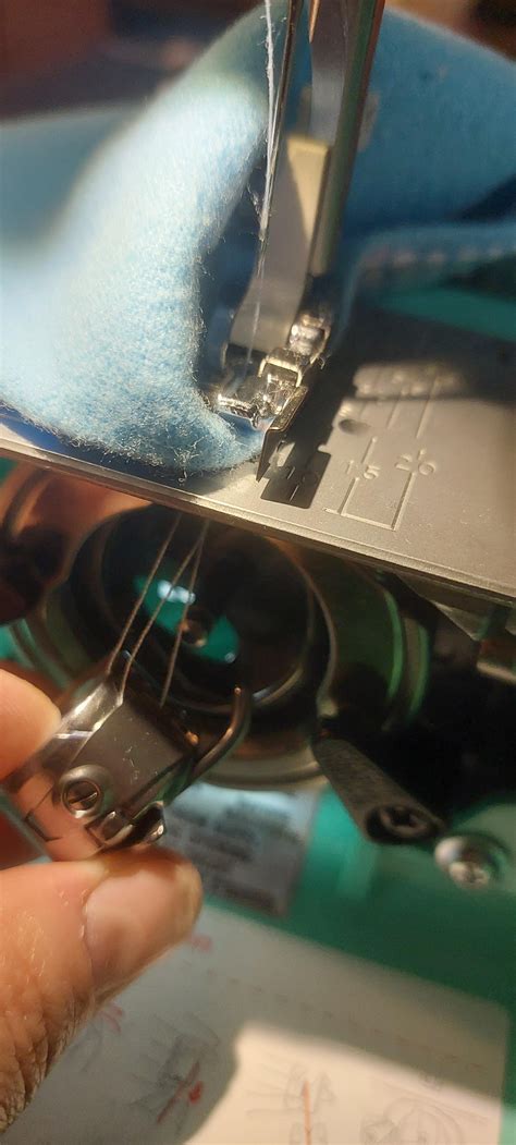 Thread Not Catching On Bobbin Hook 的图像结果