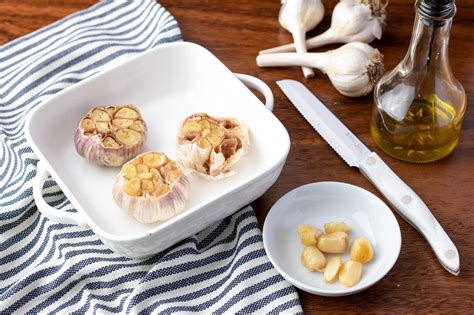 How To Roast Garlic In Roaster at Deeann Perrault blog