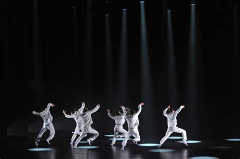 barbarians - Hofesh Shechter Company