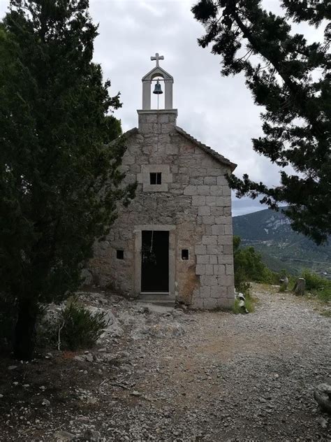 Kapelica sv. Blaža (Sehenswürdigkeit / Attraktion) - Komiza