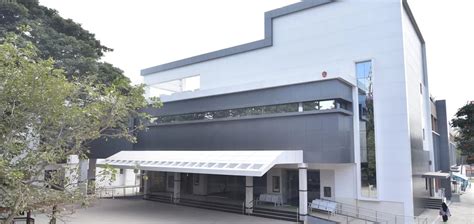 R L Jalappa Hospital & Research Center