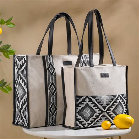 Canvas Bag - Buy College Tote Bag Online in India |Nestasia