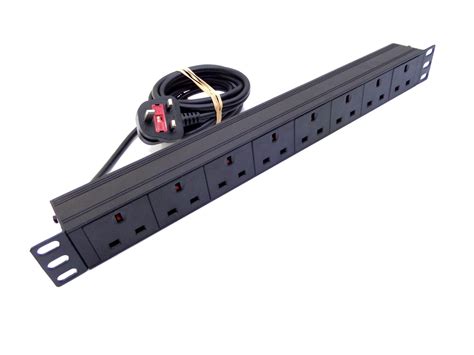 8 Way UK Horizontal 19″ Rack Mount PDU with Rack Brackets | UKComputerparts