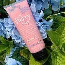 Treaclemoon Wild Cherry Magic Body Scrub with Natural Coconut Shell ...