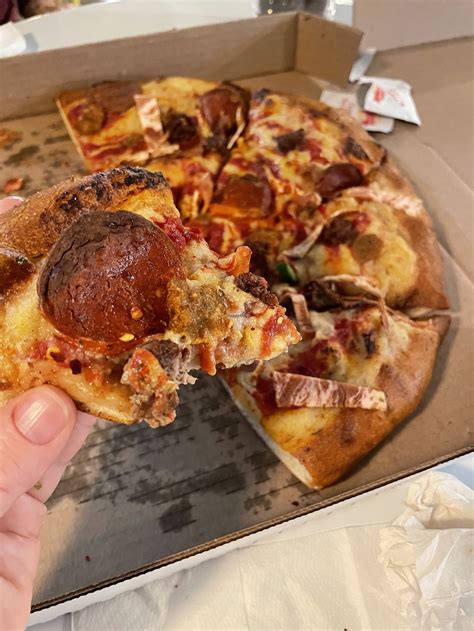 Meek's Vegan Pizza - Houston Texas Restaurant - HappyCow