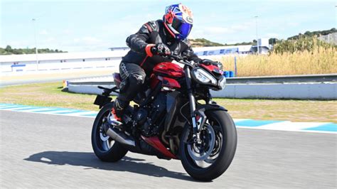 2023 Triumph Street Triple R, Street Triple RS deliveries to commence ...