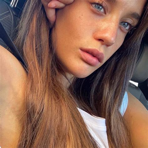 María Pedraza ups the glam quotient with her alluring pictures- The ...