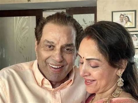 'प्रत्येक महिलेला...', हेमा मालिनी यांनीच सांगितलं धर्मेंद्र ...