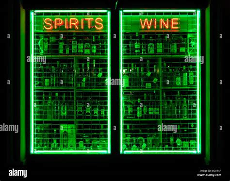 Striking neon outlines hi-res stock photography and images - Alamy