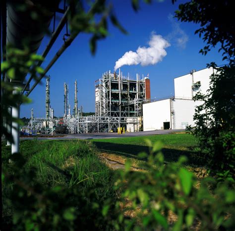 Eastman : offers second innovative recycling solution to global plastic ...