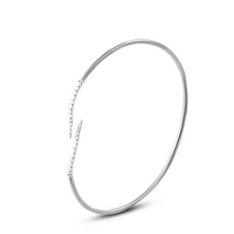 buy Flexible diamond bracelet online | Karat One